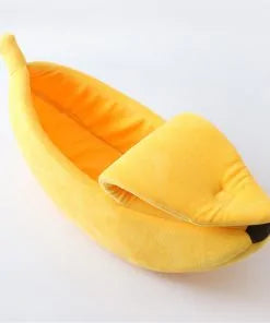 Banana Pet Bed – Cozy Hideout for Cats & Small Dogs